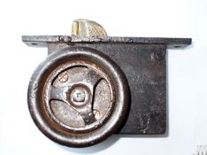 Example of a Portsmouth latch