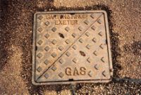 Manhole Diagonally Split Name Top R GAS Btm L