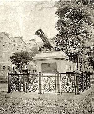 Original Deerstalker Monument in Bedford Circus